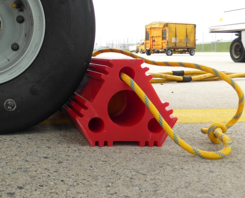 Chocks weyer.aero >> Aircraft Chocks from the expert